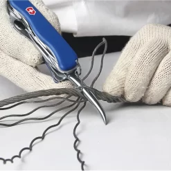 Victorinox Skipper Pro Lockblade Swiss Army Knife -Victorinox Sale Online sa85032mw marlin spike in use x1000 abe84430 62db 4c53 8c87 9949ac33b4d5